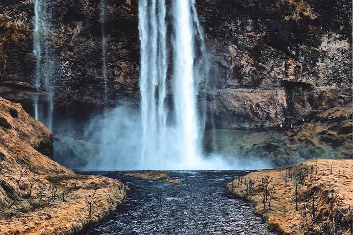 liner waterfall