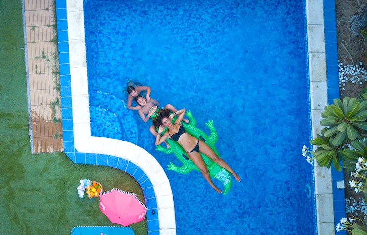 how to build your own pool