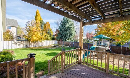 5 Cool Arlington Backyard Ideas (Get Your Pen Out)