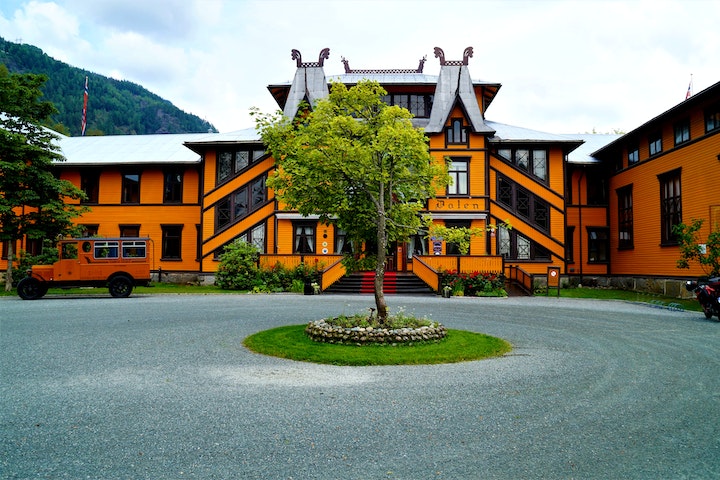 Circular Driveways Design Guide