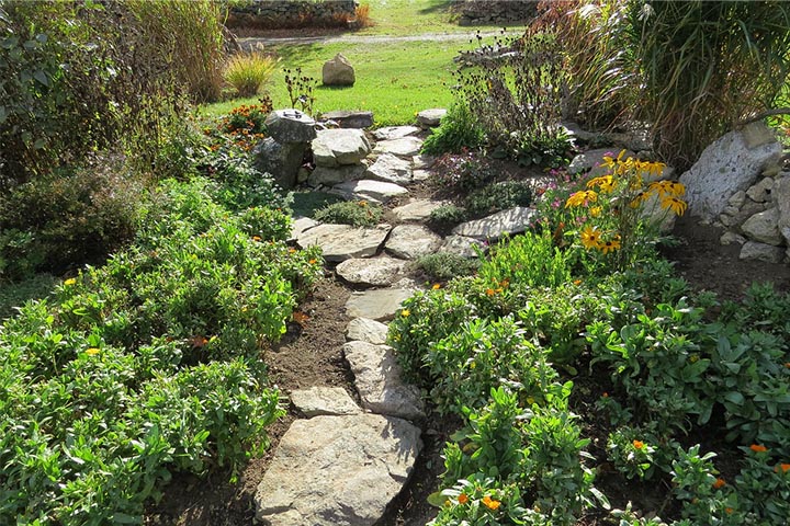 creating majestic walkway