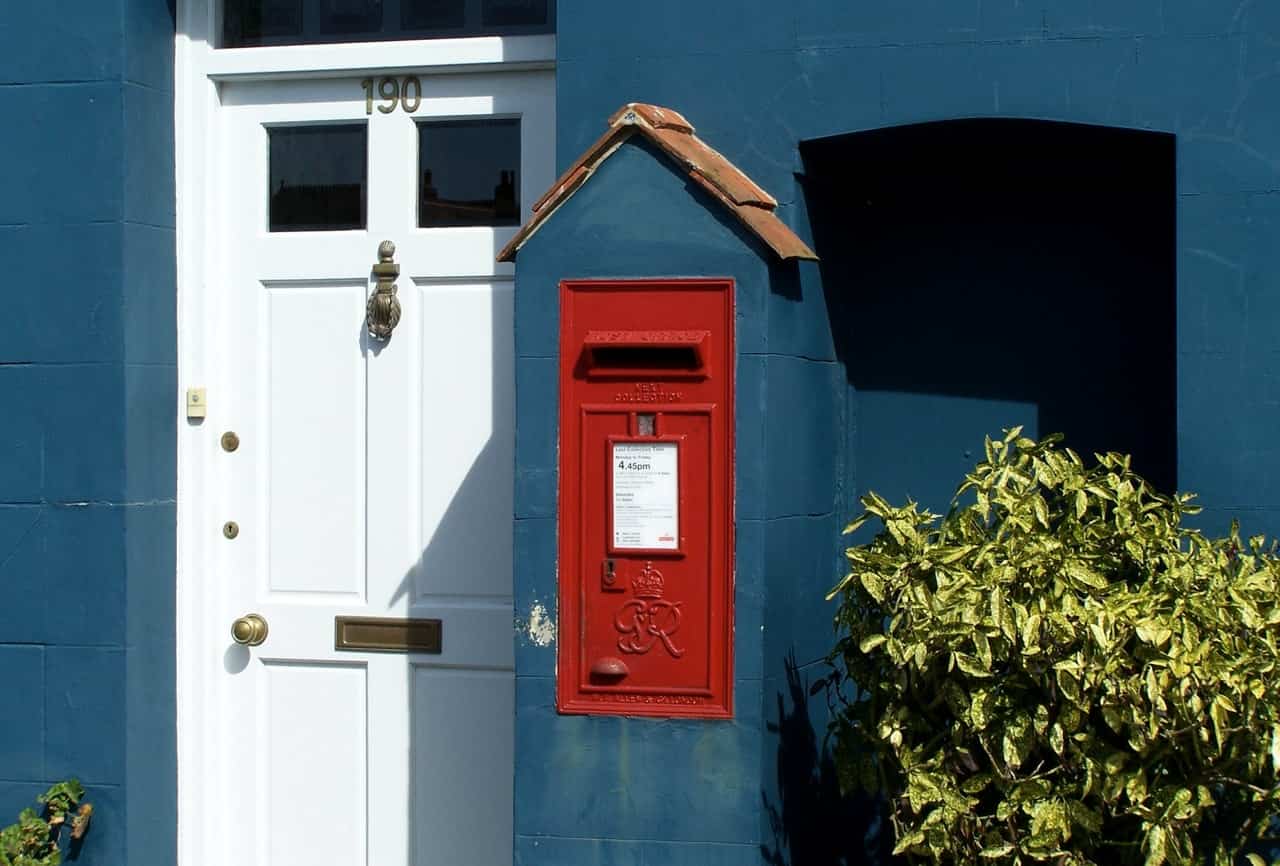 Planting Around A Mail Box